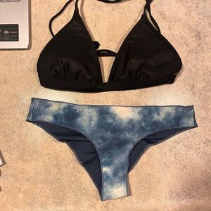 Rip Curl Women's Classic Surf Swim Set Black and Blue Tie-Dye sz Med bikini